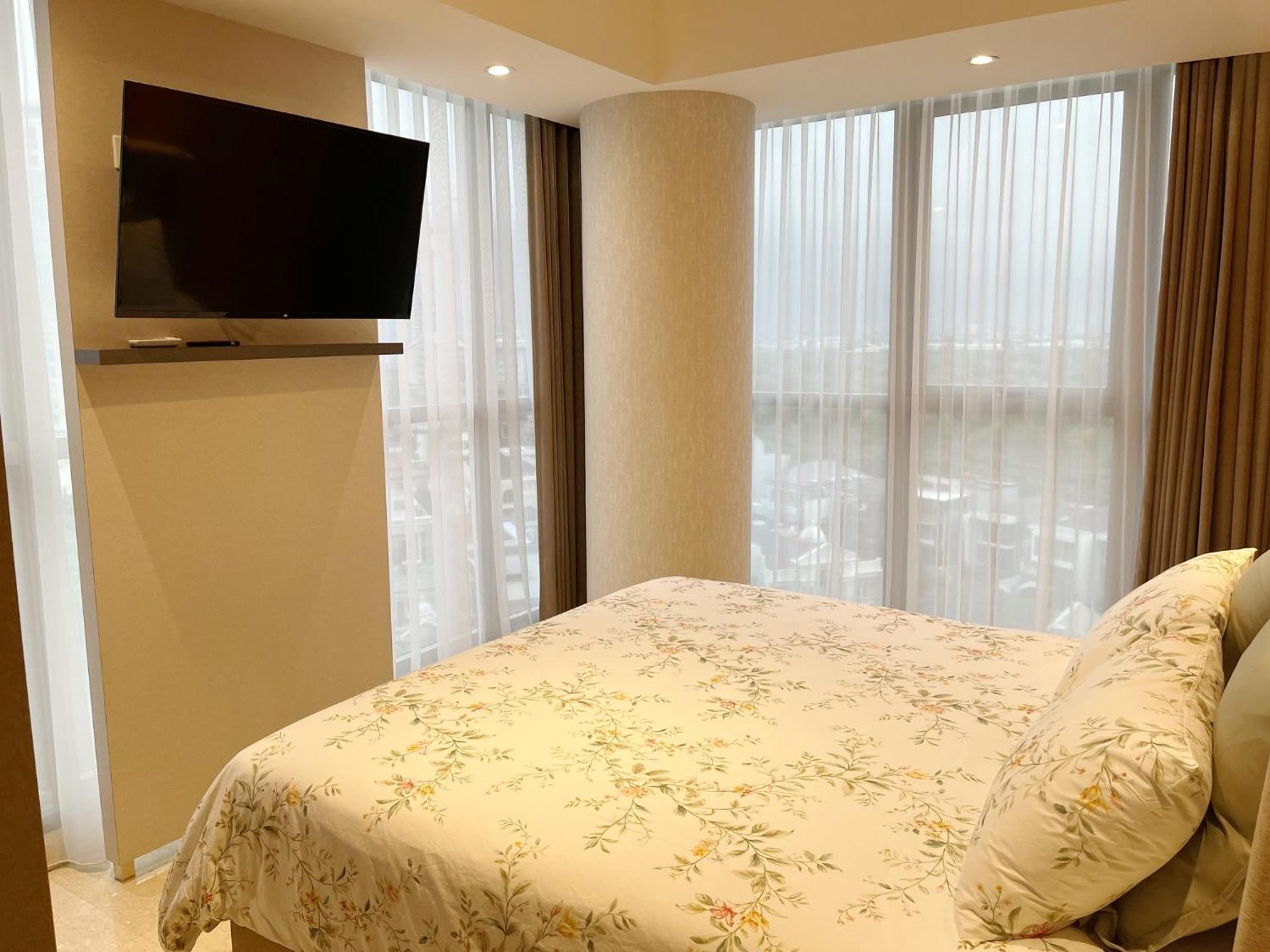 Gold Coast Pik Sea View Apartments By Longesuites Jakarta Chambre photo