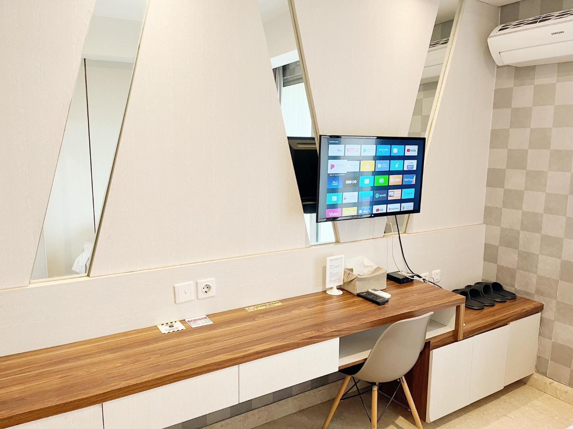 Gold Coast Pik Sea View Apartments By Longesuites Jakarta Chambre photo