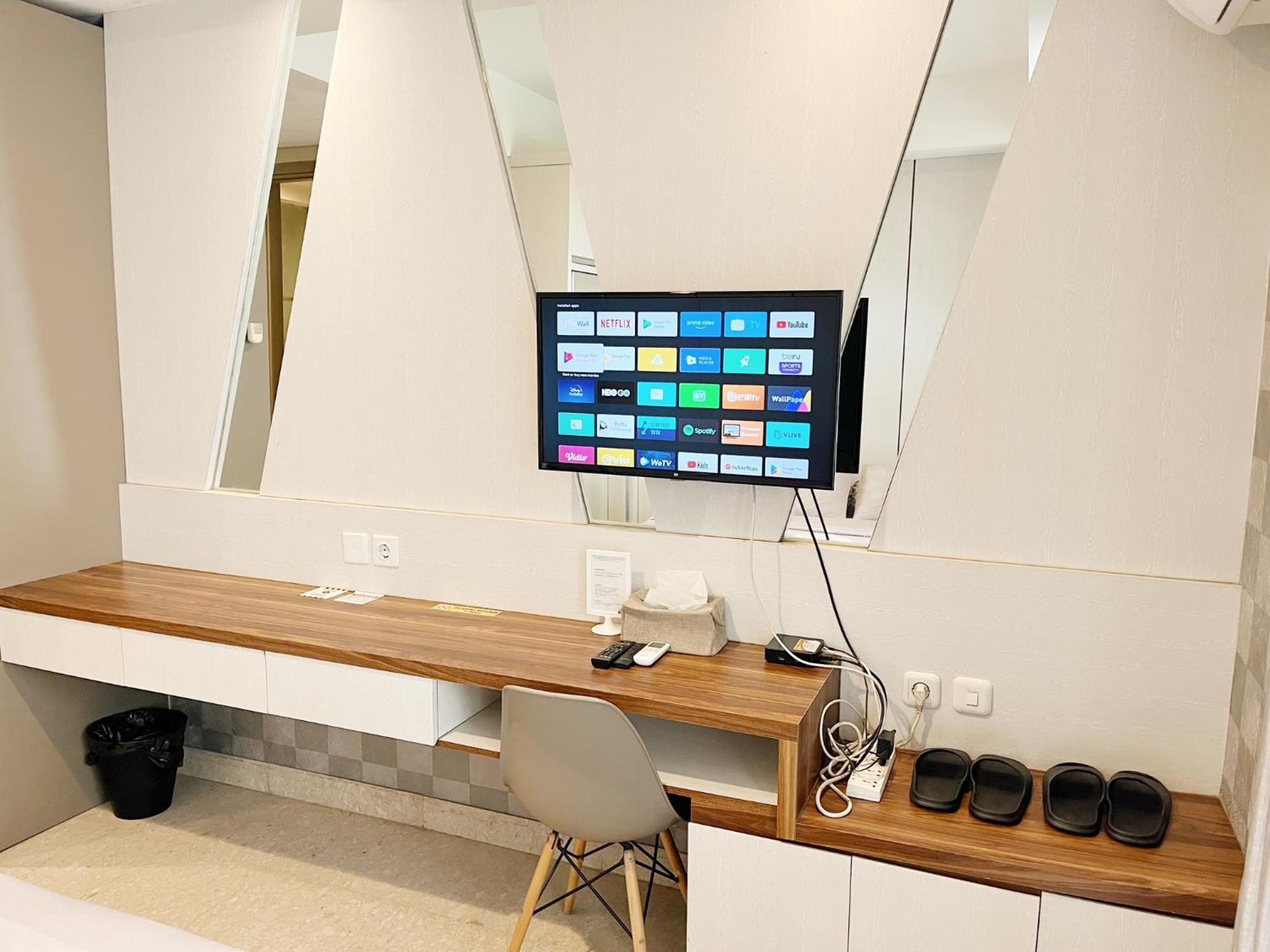 Gold Coast Pik Sea View Apartments By Longesuites Jakarta Chambre photo
