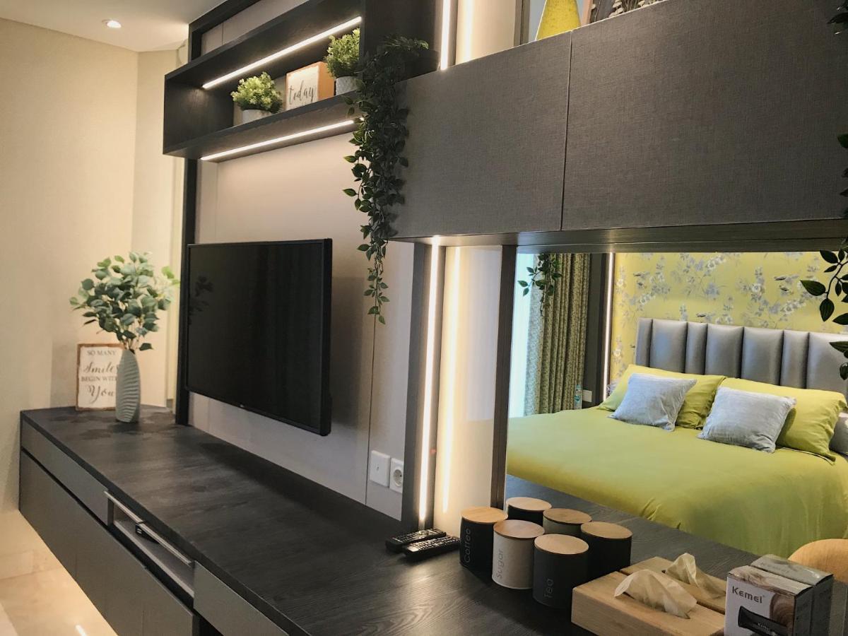 Gold Coast Pik Sea View Apartments By Longesuites Jakarta Extérieur photo